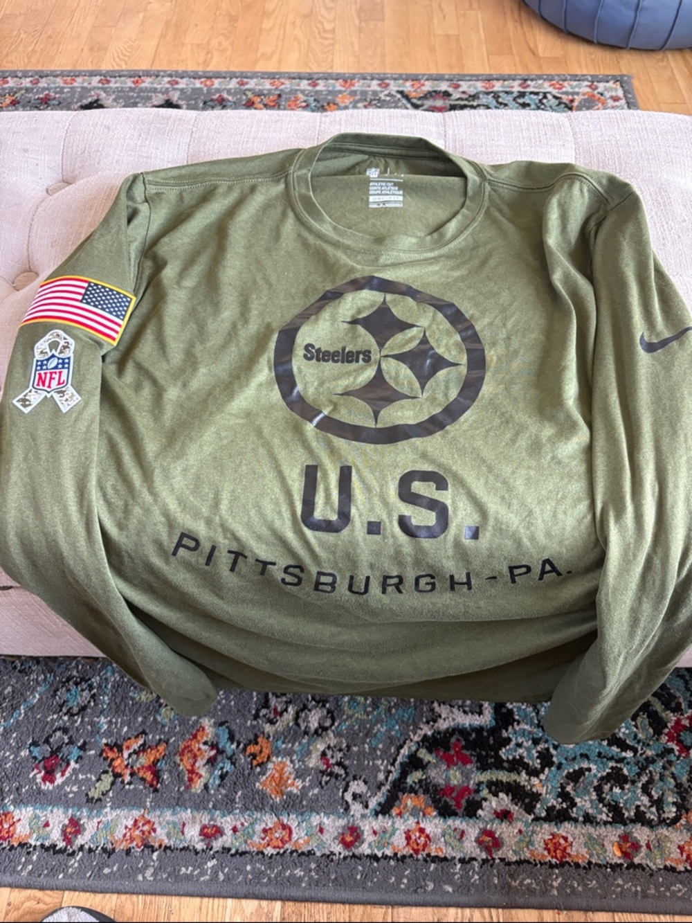 THE NIKE TEE DRI-FIT NFL ON FIELD APPAREL GREEN GRAPHIC STEELERS SHIRT SIZE L